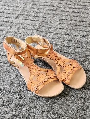 Rachel Shoes Tan Floral Cutout Ankle-Strap Sandals
